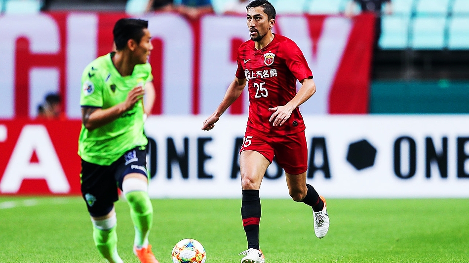 爱德华兹赛点兑现，国际米兰淘汰利雅得新月晋级四强，主帅激动落泪的简单介绍